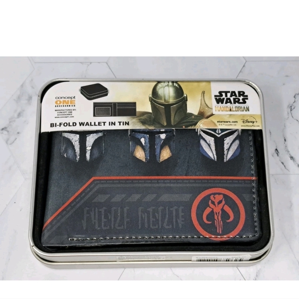 Star Wars The Mandalorian Wallet Bifold Wallet NEW In Tin Case Black Concept One